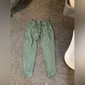 Old navy breathe on joggers in green